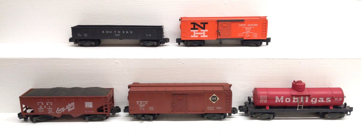 American Flyer S Gauge Assorted Freight Cars: 24316, 25042, 25082, 921, 920 [5] VG