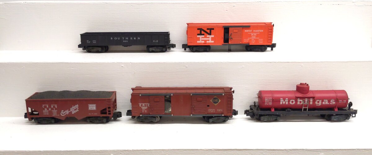 American Flyer S Gauge Assorted Freight Cars: 24316, 25042, 25082, 921, 920 [5] VG
