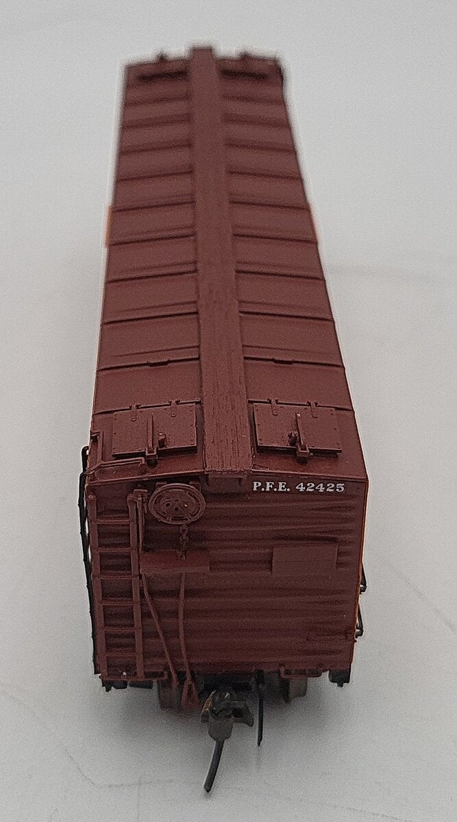 InterMountain 46702-42 HO Scale Union Pacific Boxcar #42425 EX/Box