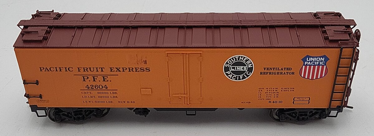 InterMountain 46702P-46 HO Scale Union Pacific Boxcar #42604 EX/Box