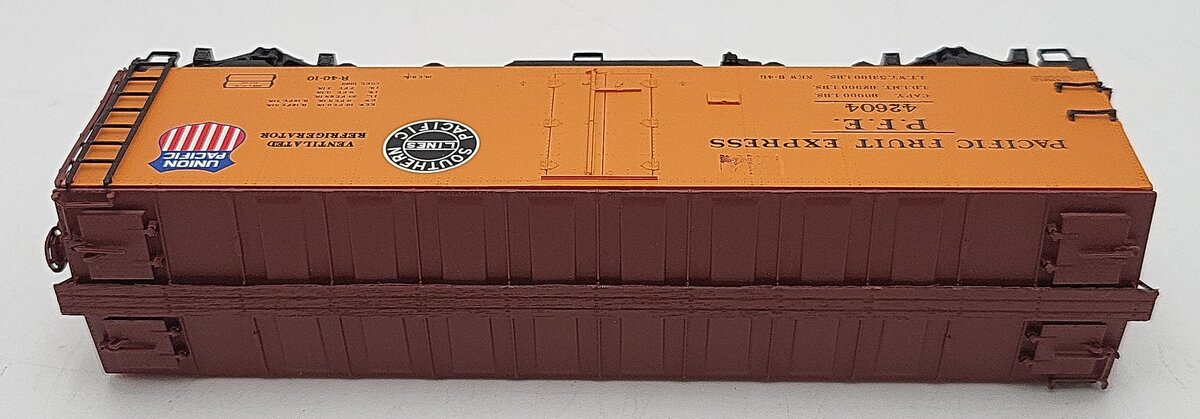 InterMountain 46702P-46 HO Scale Union Pacific Boxcar #42604 EX/Box