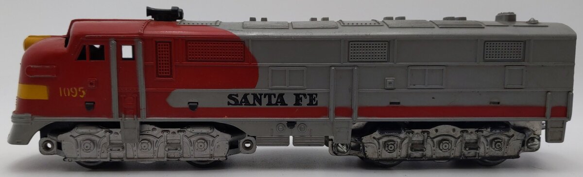 Marx 1095 Vintage O Gauge Santa Fe Diesel Locomotive VG