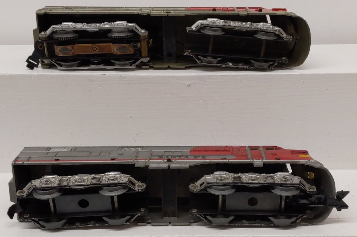 Marx 1095 Vintage O Santa Fe AA Diesel Locomotives VG