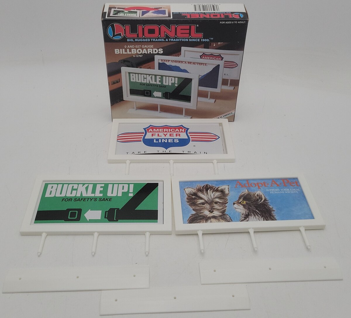 Lionel 6-12707 O and O27 Scale Assorted Billboards Kit (Set of 3) LN/Box