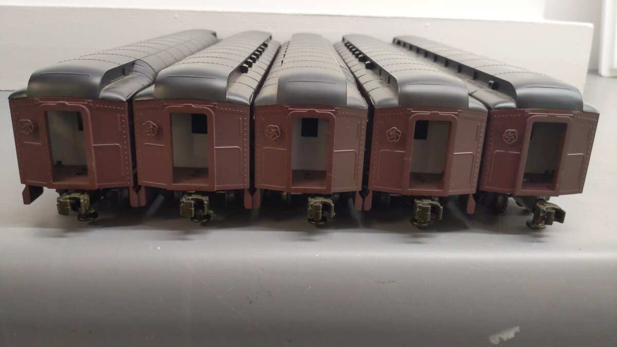 MTH 20-4018 O Pennsylvania 70' Madison Passenger 5-Car Set EX/Box