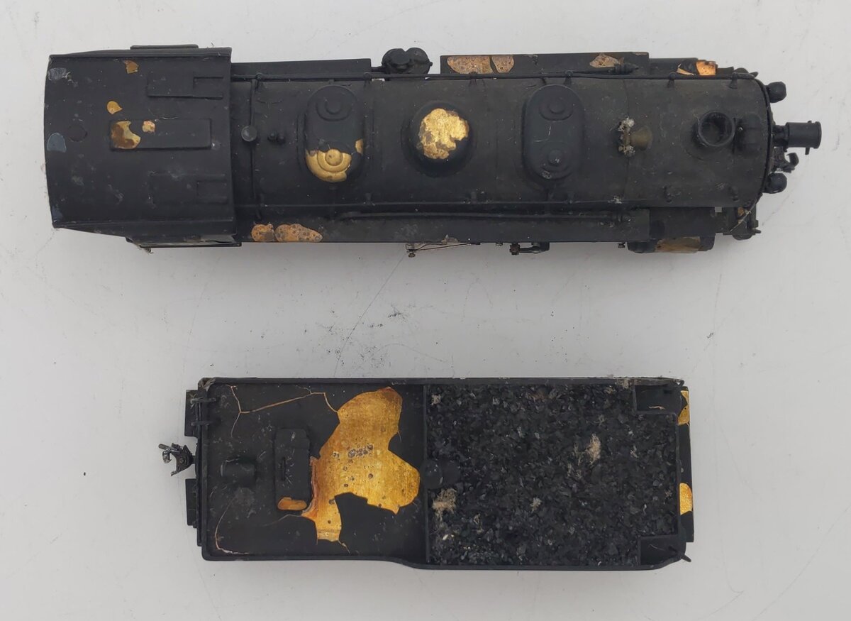 Tenshodo HO Scale Brass USRA 0-8-0 Steam Locomotive & Tender - Painted