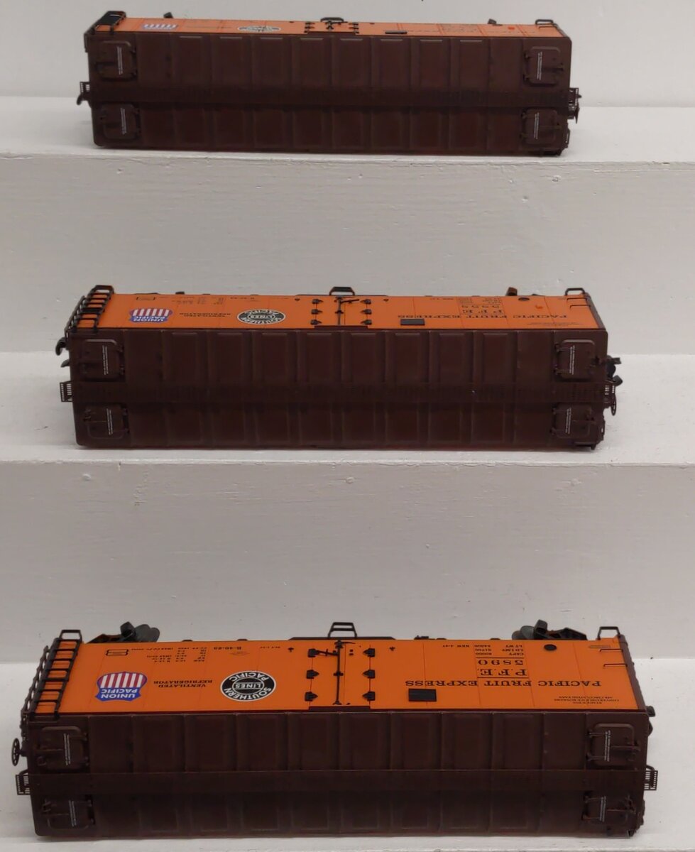 Lionel 6-83545 O VISIONLINE PFE Reefer Set w/One Operating Car (Pack of 3) EX/Box