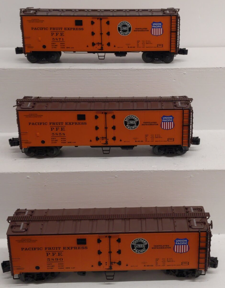 Lionel 6-83545 O VISIONLINE PFE Reefer Set w/One Operating Car (Pack of 3) EX/Box