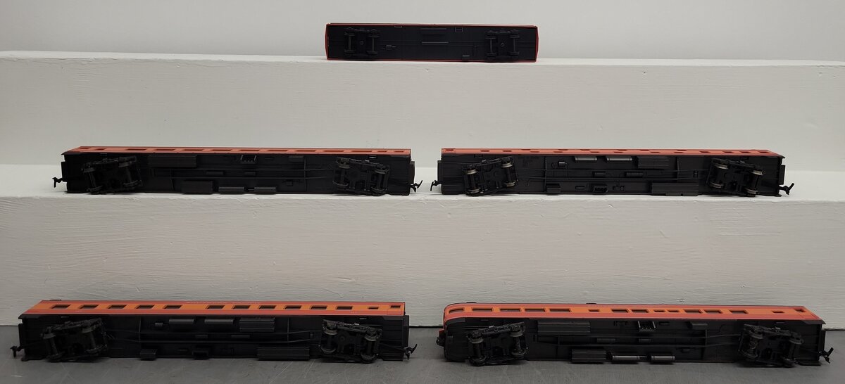 Rivarossi & Other HO Scale Southern Pacific Passenger Cars [5] EX