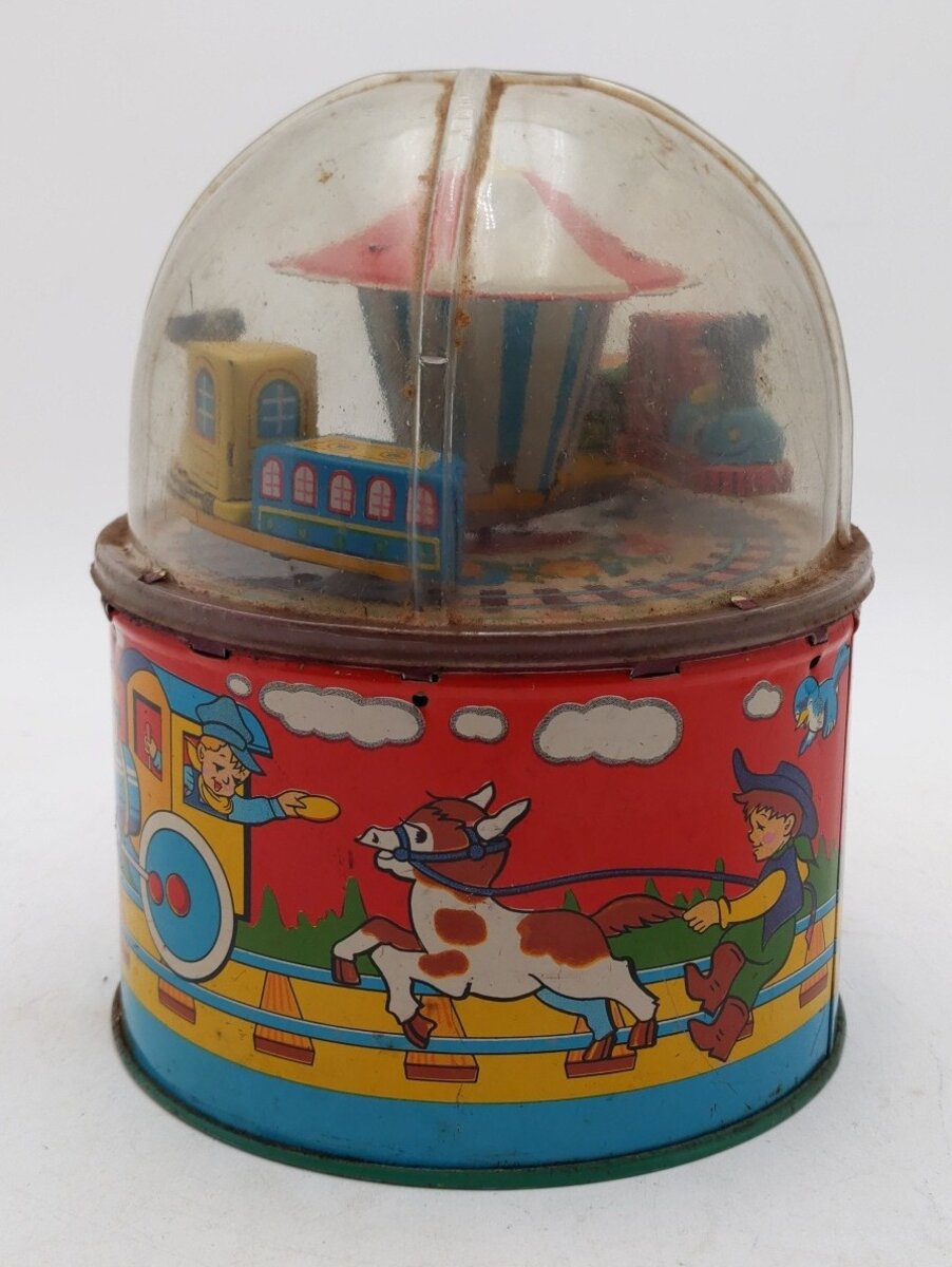 TPS Vintage Train Go Round Tippy Toy