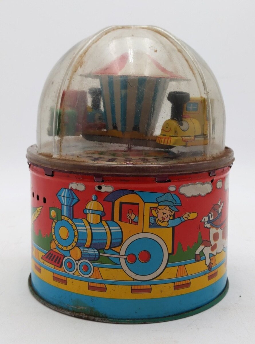 TPS Vintage Train Go Round Tippy Toy
