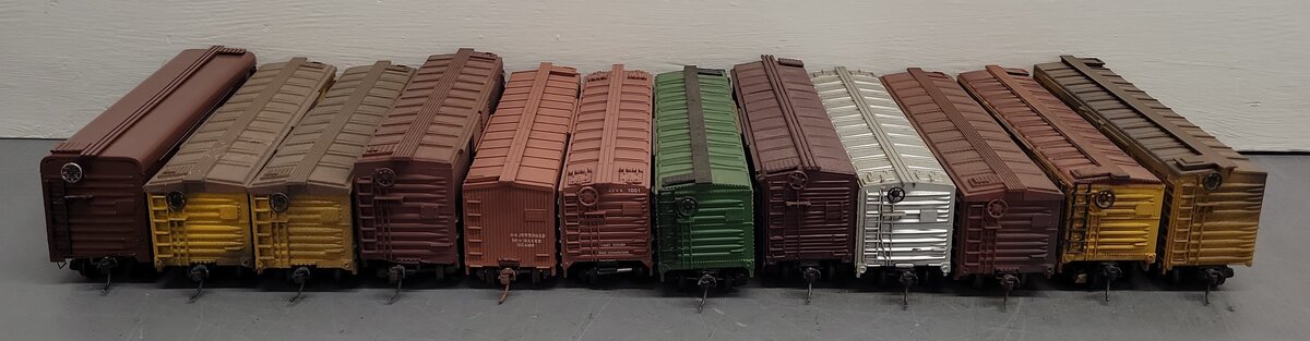 AHM, Varney & Other HO Scale Freight Cars [12]
