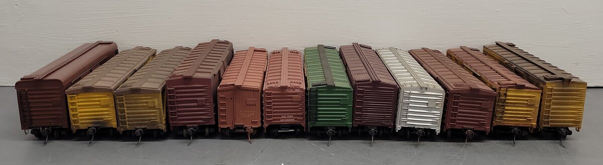 AHM, Varney & Other HO Scale Freight Cars [12]