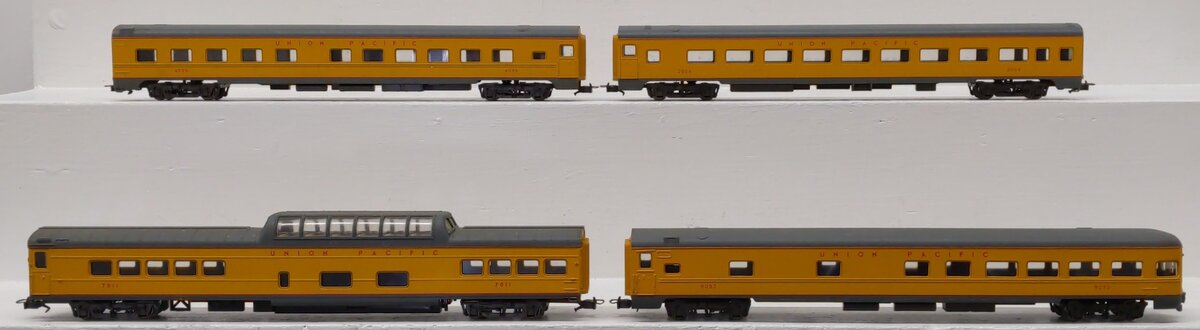 Rivarossi HO Scale Union Pacific Passenger Cars [4] EX