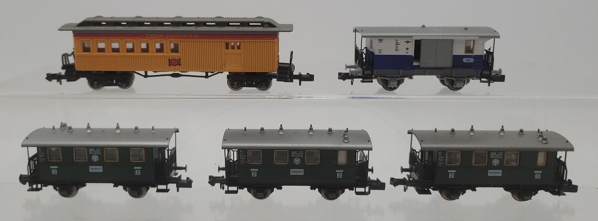Fleischmann & Bachmann N Scale Assorted Passenger Cars [5] EX