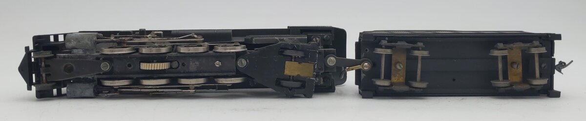 Varney Vintage HO Scale Diecast 2-8-2 Steam Locomotive & Tender VG
