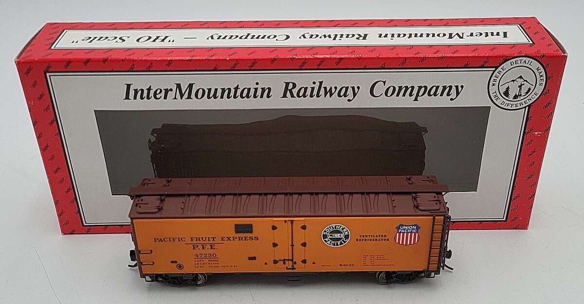 InterMountain 45501-67 Pacific Fruit Express Steel Sided Ice Bunker Car #47230 EX/Box