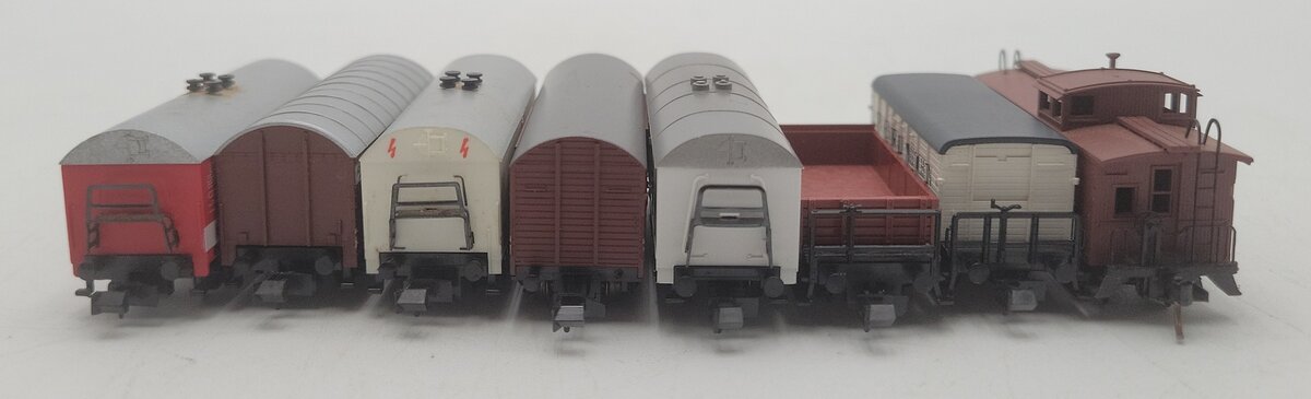 Trix, Fleischmann, Micro-Trains & Sowa-N N Scale Assorted Freight Cars [8] EX