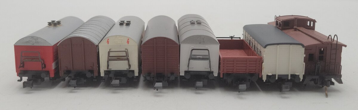 Trix, Fleischmann, Micro-Trains & Sowa-N N Scale Assorted Freight Cars [8] EX