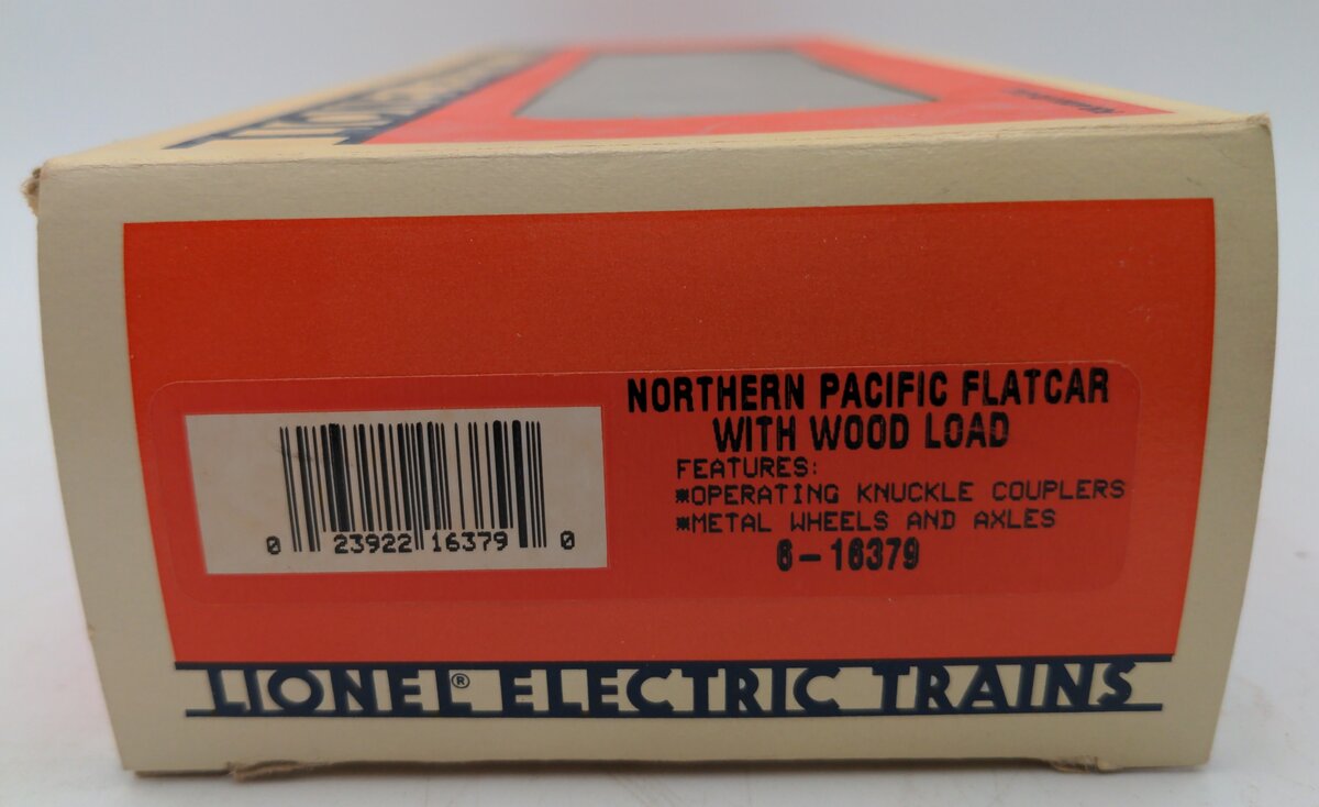 Lionel 6-16379 O Gauge Northern Pacific Flatcar w/ Wood Load VG/Box