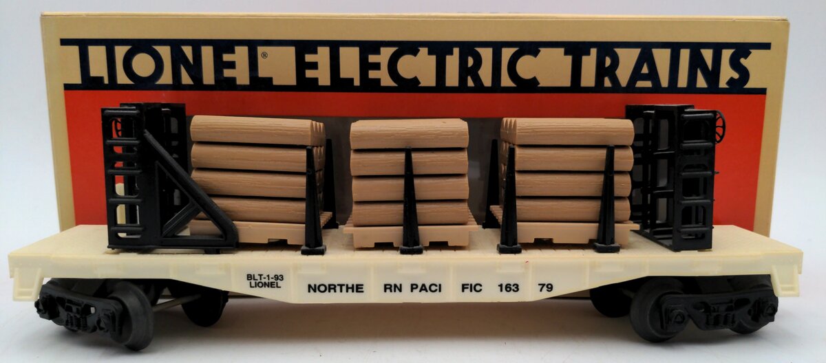 Lionel 6-16379 O Gauge Northern Pacific Flatcar w/ Wood Load VG/Box