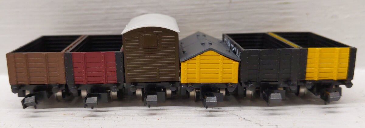 Graham Farish N Scale Assorted Freight Cars [6] EX/Box