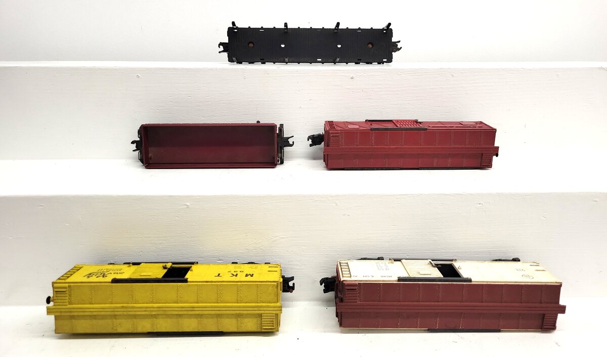 American Flyer S Gauge Assorted Freight Cars: 736, 933, 937, 928, 919 [5] VG