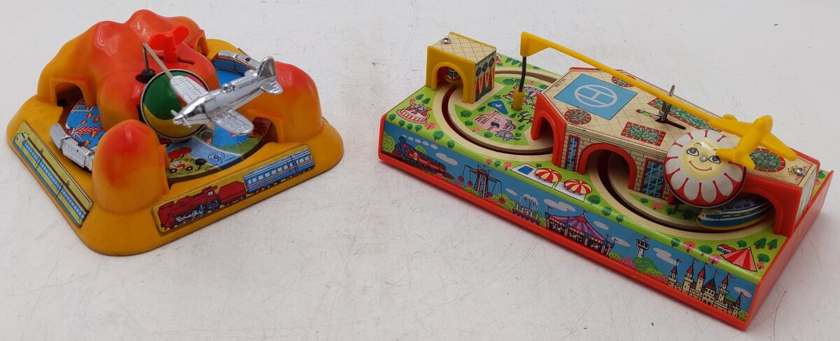 Vintage Tin Windup Train Toys w/ Airplanes [2] VG/Box