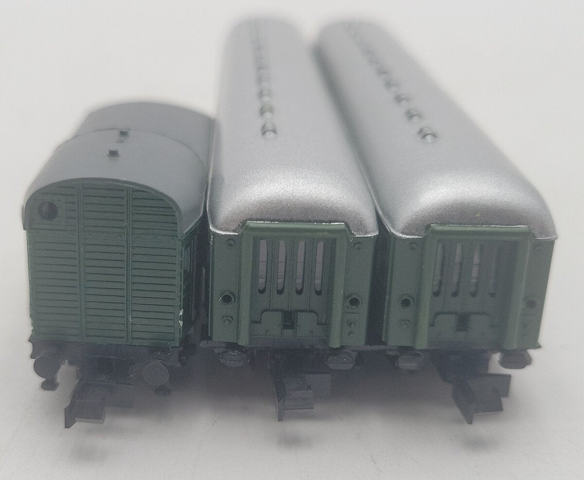 Arnold N Scale Deutsche Bundesbahn Assorted Passenger Cars & Caboose [3] EX/Box