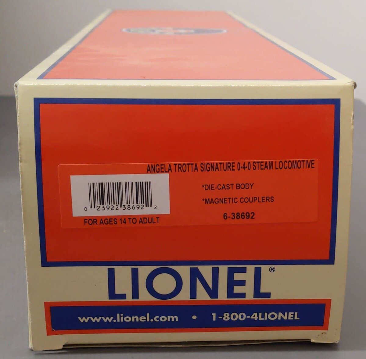 Lionel 6-38692 O Gauge Angela Trotta Thomas 0-4-0 Steam Loco and Tender #1991 EX/Box