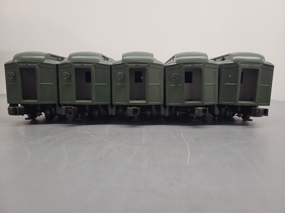 Williams 2402 O Gauge Santa Fe Madison 5-Car Passenger Set EX