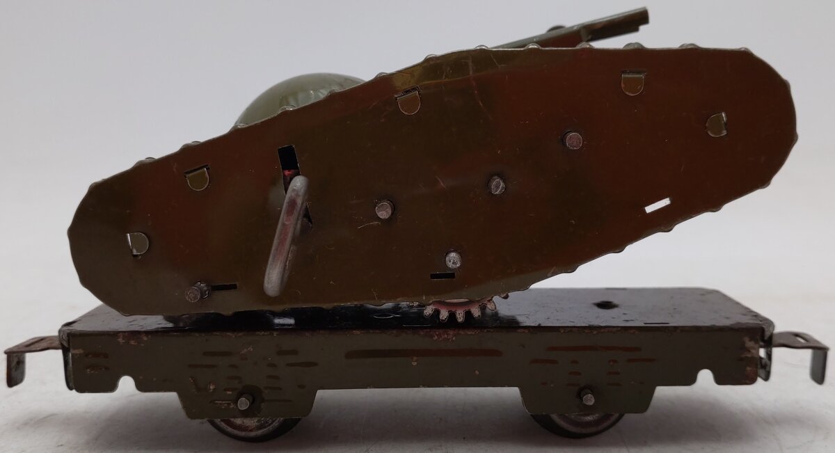 Marx 572ST O Gauge Vintage Olive Drab Wind Up Tank Car