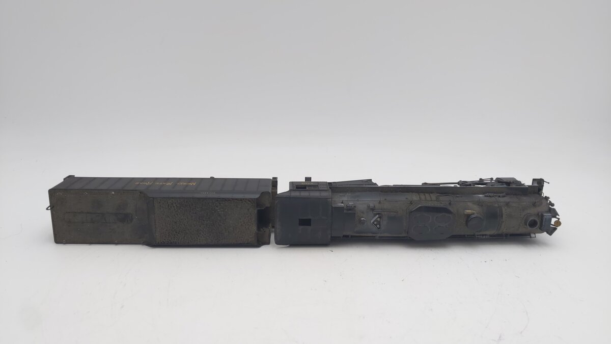 Bachmann 52401 HO Nickel Plate 2-8-4 Berkshire Steam Loco & Tender w/Sound & DCC EX