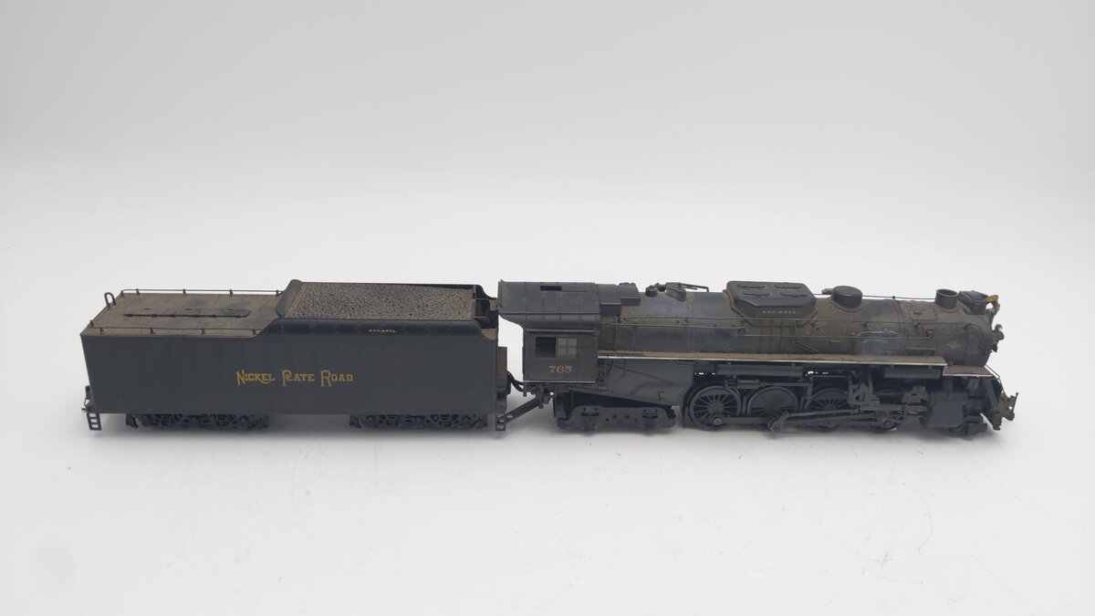Bachmann 52401 HO Nickel Plate 2-8-4 Berkshire Steam Loco & Tender w/Sound & DCC EX