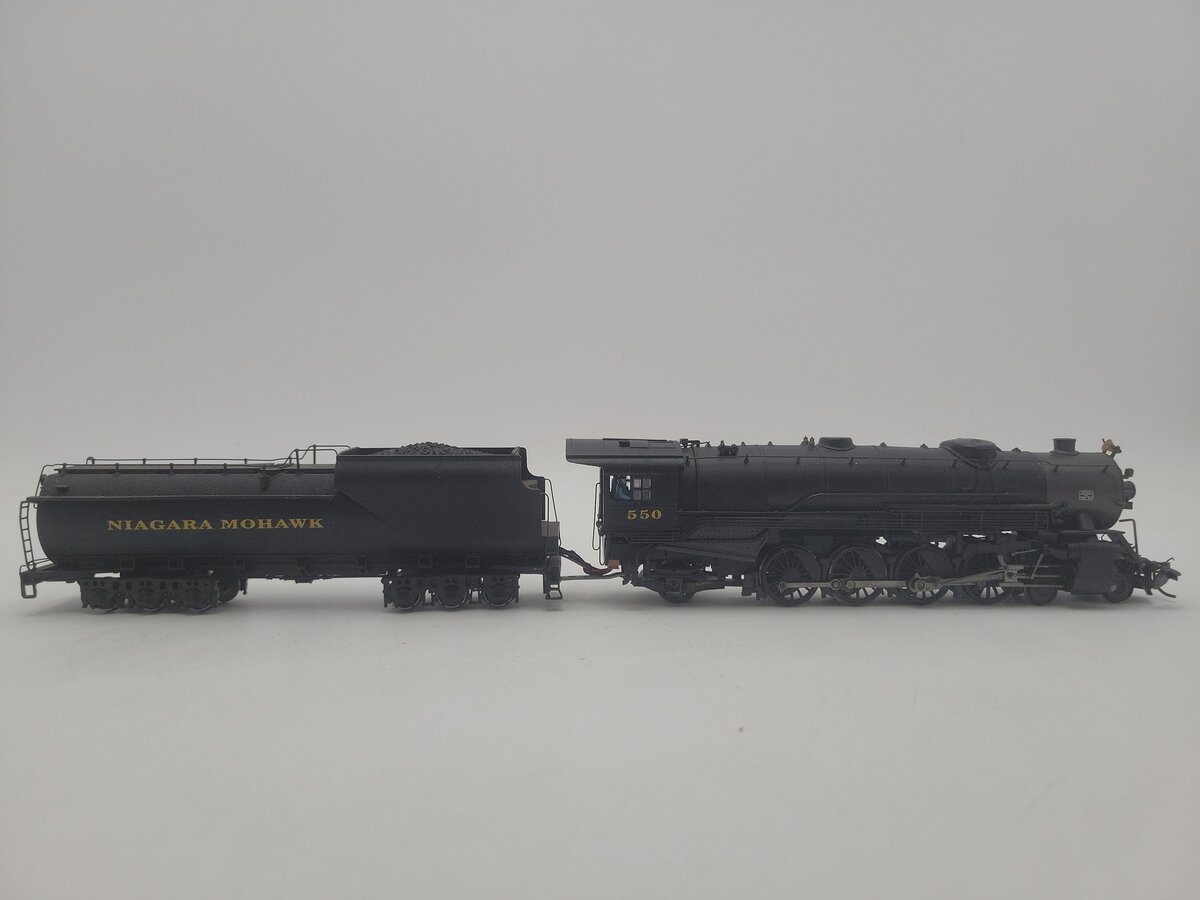 Bachmann HO Scale CUSTOM Niagara Mohawk Steam Locomotive & Tender #550