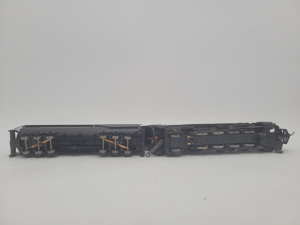Bachmann HO Scale CUSTOM Niagara Mohawk Steam Locomotive & Tender #550