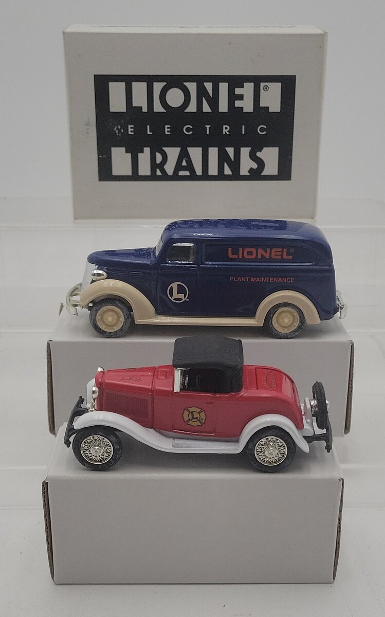 Ertl F085 1:48 Eastwood Lionel Plant Maintenance Van & Fire Dept Car (Set of 2) EX/Box