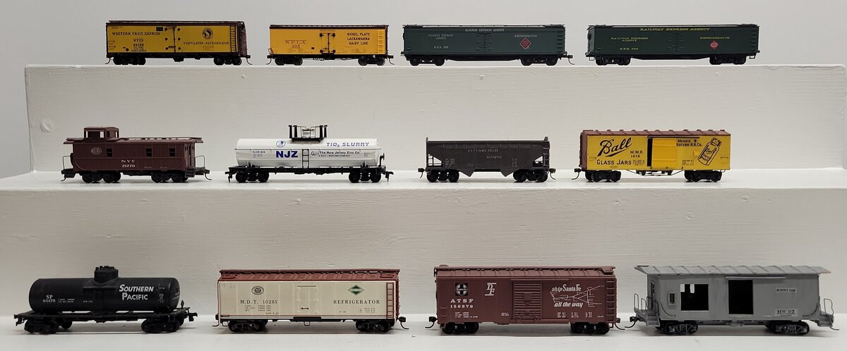 Atlas and Other HO Assorted Freight Cars [12]