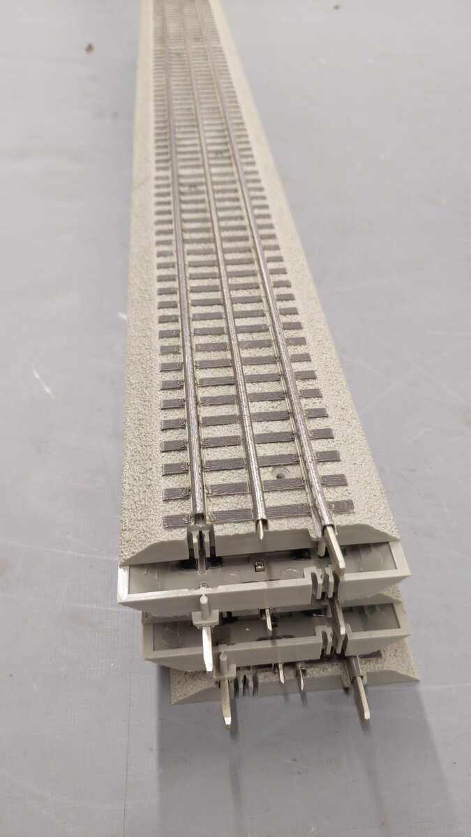 Lionel 6-12042 O FasTrack 30" Straight Section (5) VG