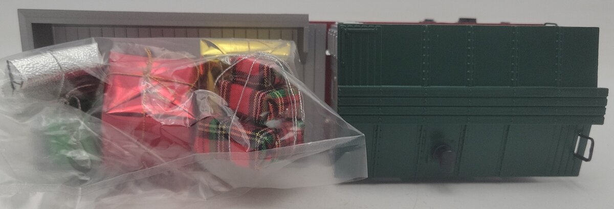 Lionel 6-26527 O Gauge Christmas Caboose w/Load of Presents EX/Box