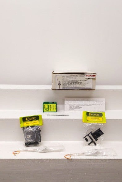 Tomar Industries H-863 HO Scale Crossing Signals With Gates LN/Box