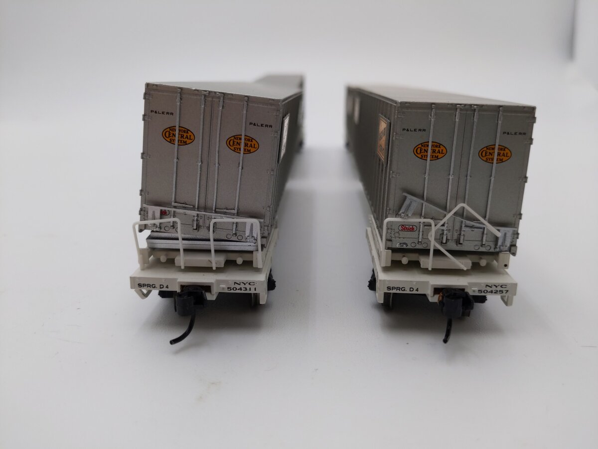 Walthers 932-240853 HO P&LE Gold Mark III Flexi-Van Flat w/Trailers (Set of 2) EX