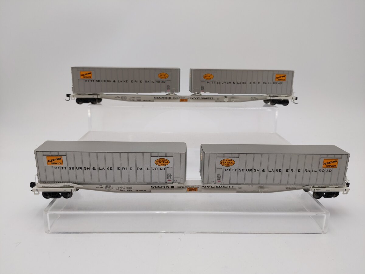 Walthers 932-240853 HO P&LE Gold Mark III Flexi-Van Flat w/Trailers (Set of 2) EX