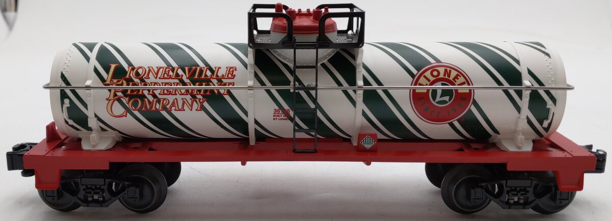 Lionel 6-36108 O Gauge Candy Cane Single Dome Tank Car EX/Box