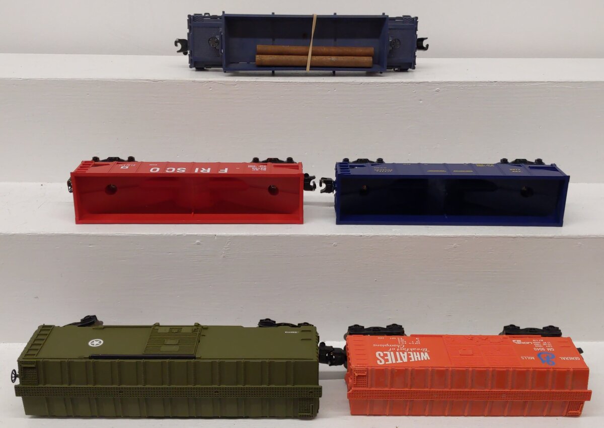 Lionel O Gauge Assorted Freight Cars 6-9304, 6-9040, 6-7100, 442715, 93108 [5] VG