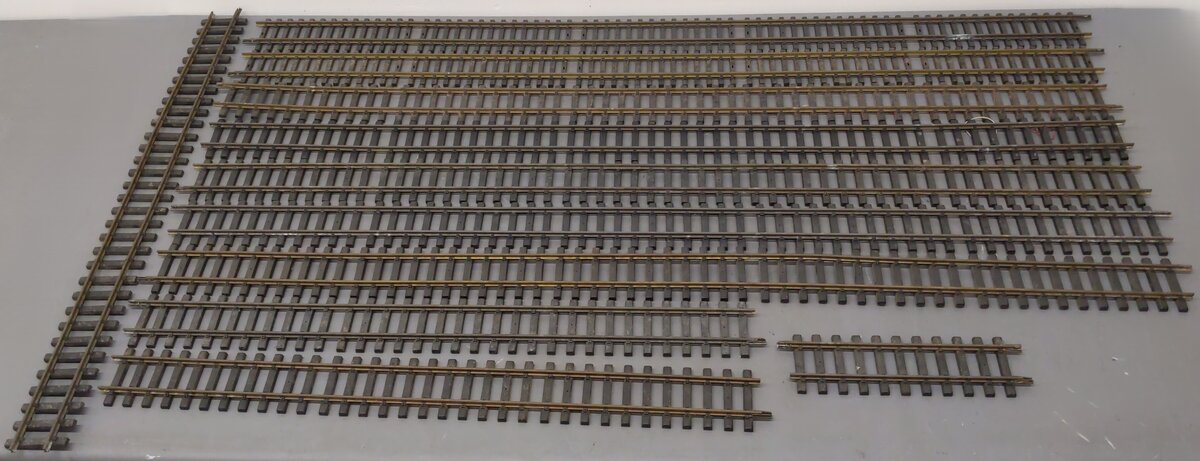 Aristo-Craft Assorted Length Straight Track Lot (11)