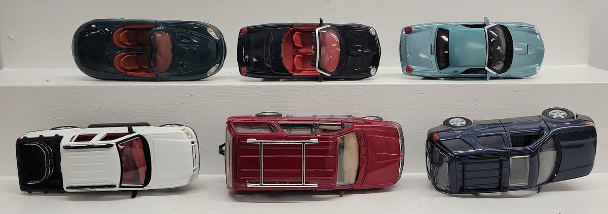 Maisto Assorted Diecast Cars [6] EX