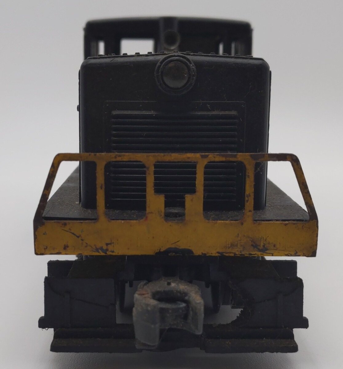 Lionel 628 VIntage O Northern Pacific 44 Ton Diesel Locomotive VG