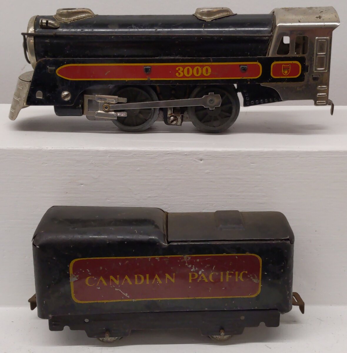 Marx 397 Vintage O Gauge Canadian Pacific Steam Locomotive and Tender #3000 VG