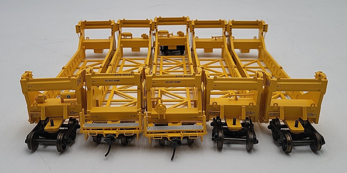 A-Line 47611-02 HO Scale Southern Pacific Twin-Stack Container 5 Car Set EX/Box